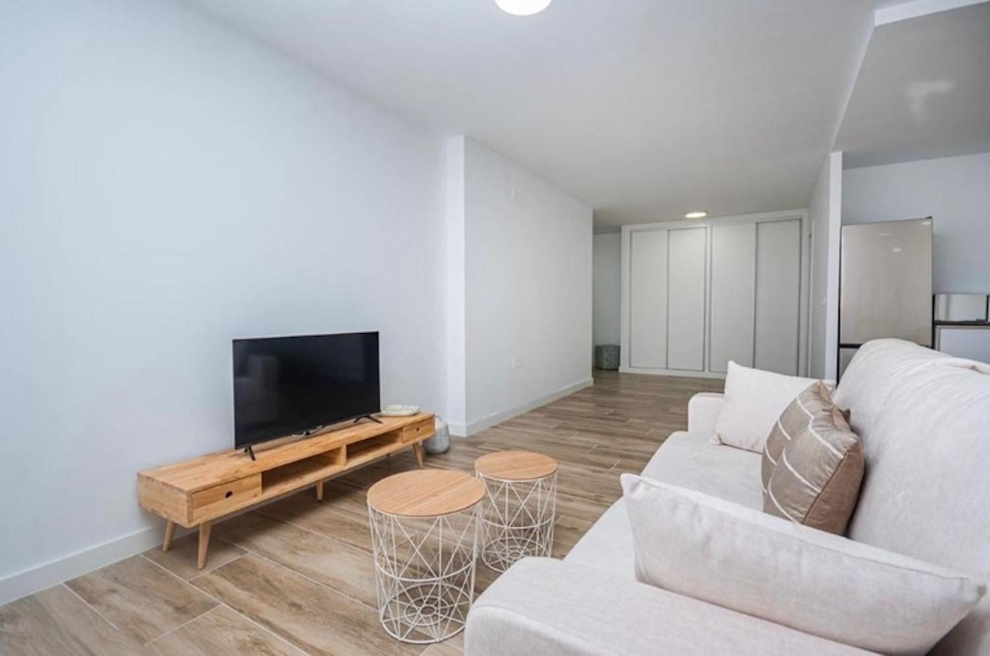 Vive La Vila Cozy Apartment By The Beach Villajoyosa Eksteriør billede