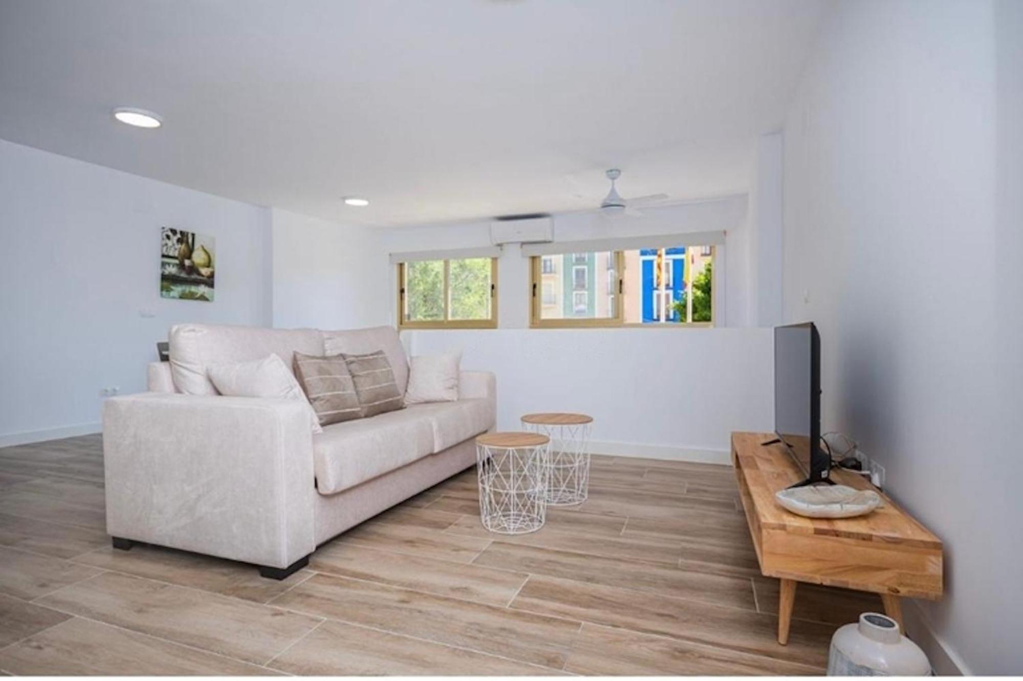Vive La Vila Cozy Apartment By The Beach Villajoyosa Eksteriør billede